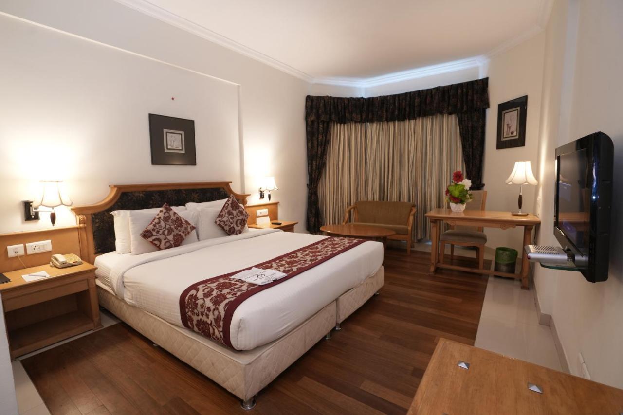 Sp Grand Days Hotel Thiruvananthapuram Buitenkant foto