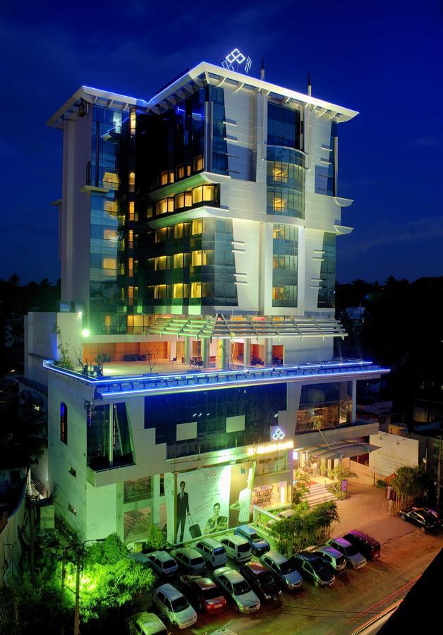 Sp Grand Days Hotel Thiruvananthapuram Buitenkant foto